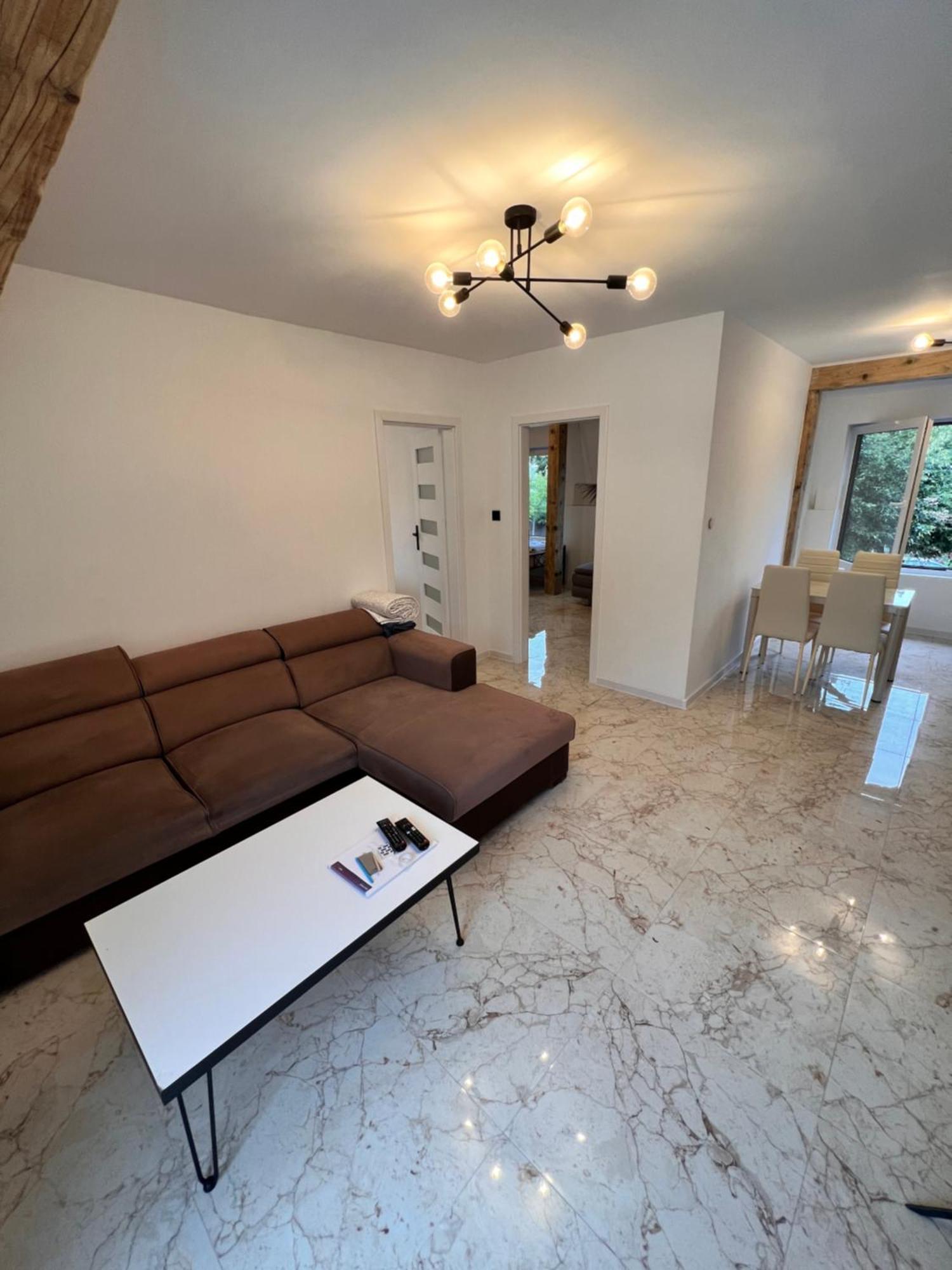 פז'מיסל Dworskiego 74, Apartament 3 מראה חיצוני תמונה