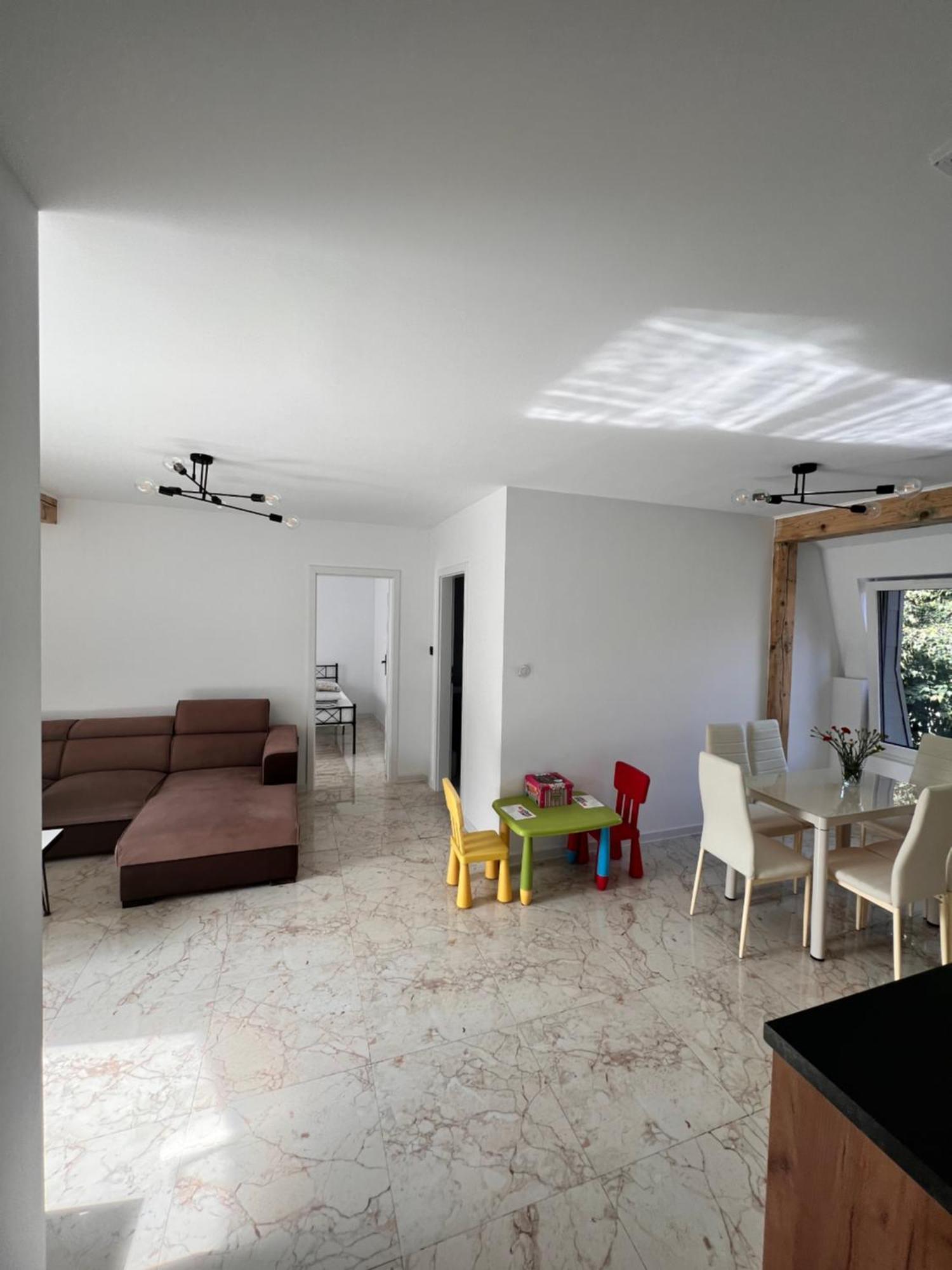 פז'מיסל Dworskiego 74, Apartament 3 מראה חיצוני תמונה